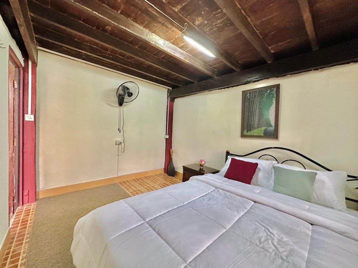 Cozy Nest Cnx Hostel Chiang Mai Ngoại thất bức ảnh
